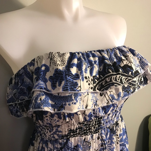 🎊SOLD🎊 Torrid Strapless Maxi Dress - Picture 1 of 3